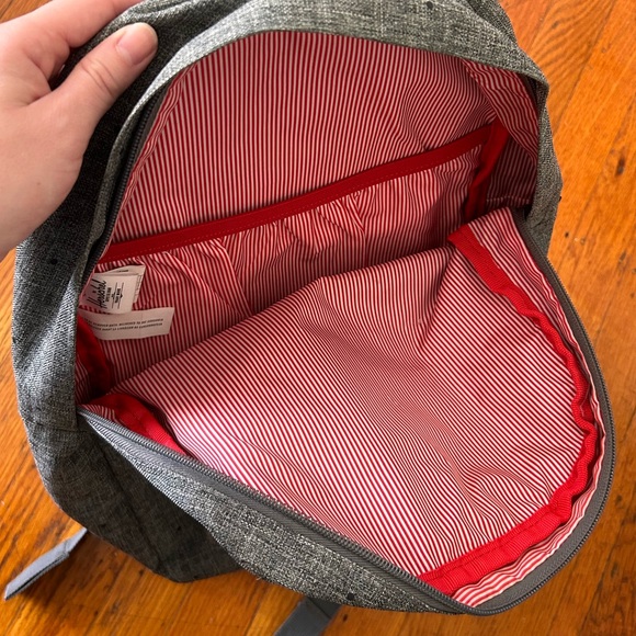 Herschel Supply Co. Gray Polka Dot Crosshatch Backpack - Picture 4 of 4